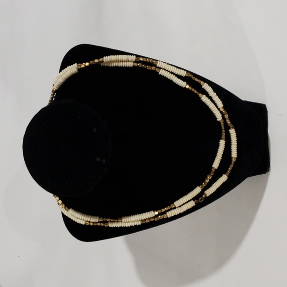 Elegant Gold tone & Cream Beaded Long Necklace - Stylish Women's Fashion Jewelry - Picture 9 of 10